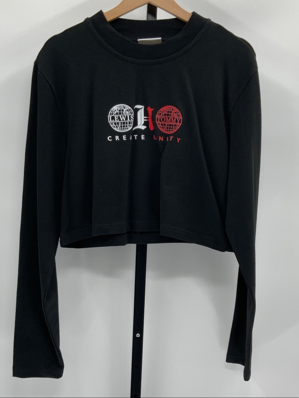 Tommy Hilfiger Black Cropped Long-Sleeve Sweatshirt with Red & White Logo